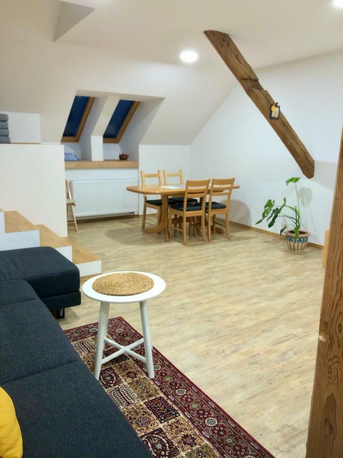Apartma Linhartov Trg Radovljica Exteriör bild